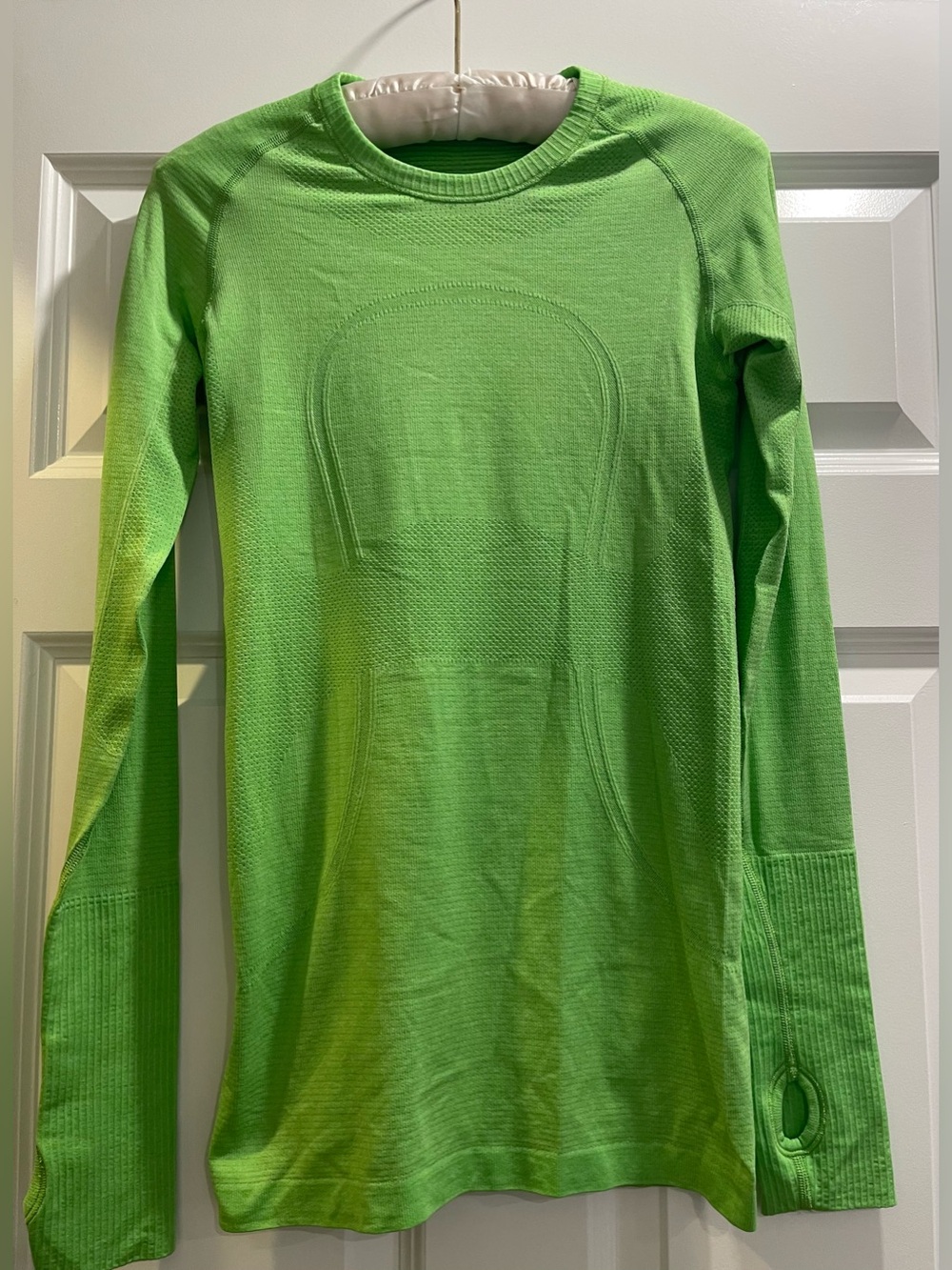 Lululemon Swiftly long-sleeve t-shirt - hip length - size 4